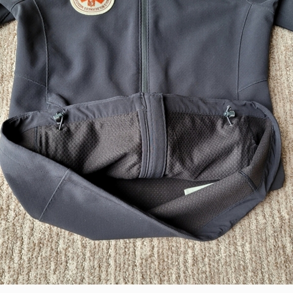 PATAGONIA WOMENS ADZE SOFTSHELL FRONT ZIP JACKET FLEECEBACKED BLACK - Picture 8 of 12